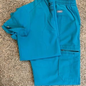 Yola skinny small bottoms with altered waistband & Xxs casma top